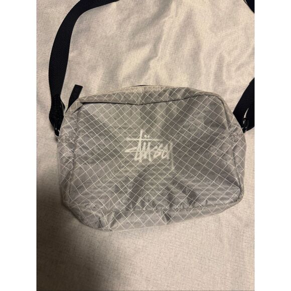 STÜSSY Men Ripstop Overlay Side Pouch Black Used 134261Crossbody Used - Picture 2 of 6